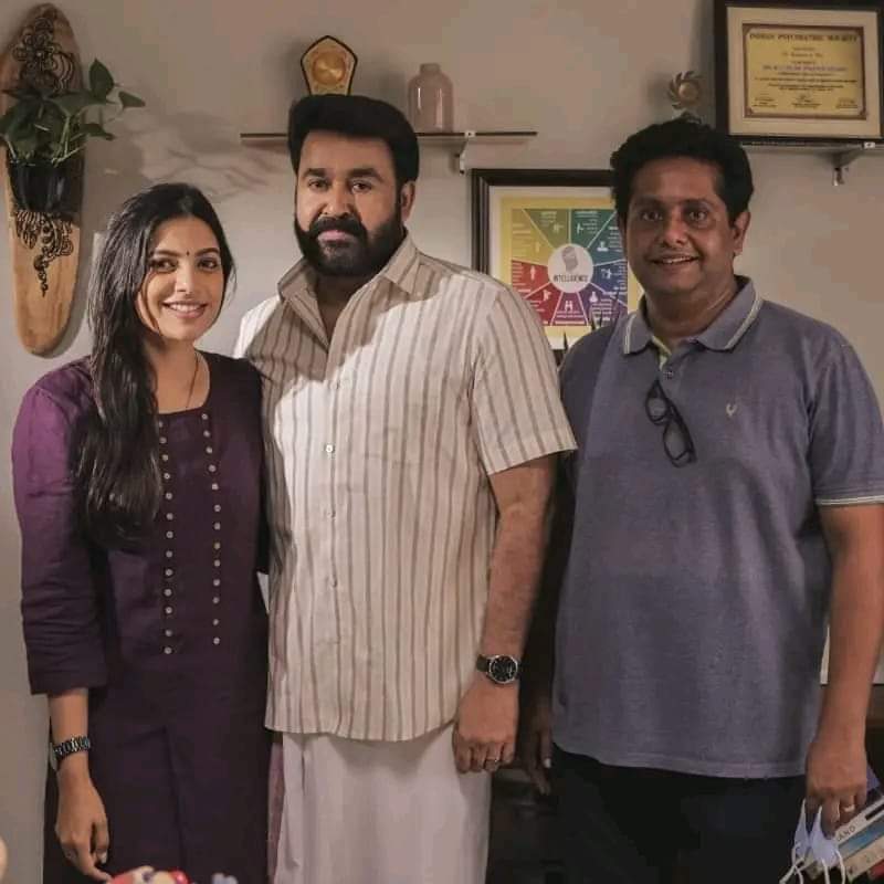 #Mohanlal - #JeethuJoseph - #Aashirvad Team's New Movie Titled As #Neru (നേര് ) ❤️

Written By #SanthiMayadevi & #JeethuJoseph

A JeethuJoseph Film 🔥

Rolling From August 17