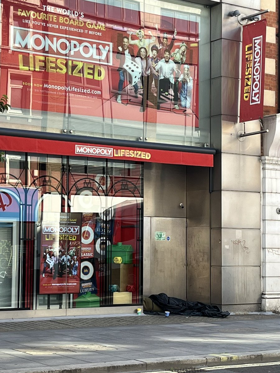 streetskitchen's tweet photo. .@Keir_Starmer we have a problem…
Some would call it a crisis…
We met 131 people sleeping rough this morning in only a small area of your constituency @CamdenCouncil 
131… 💔
#solidaritynotcharity
#giveashift
#homelesstaskforce https://t.co/hjoLOOp8k0