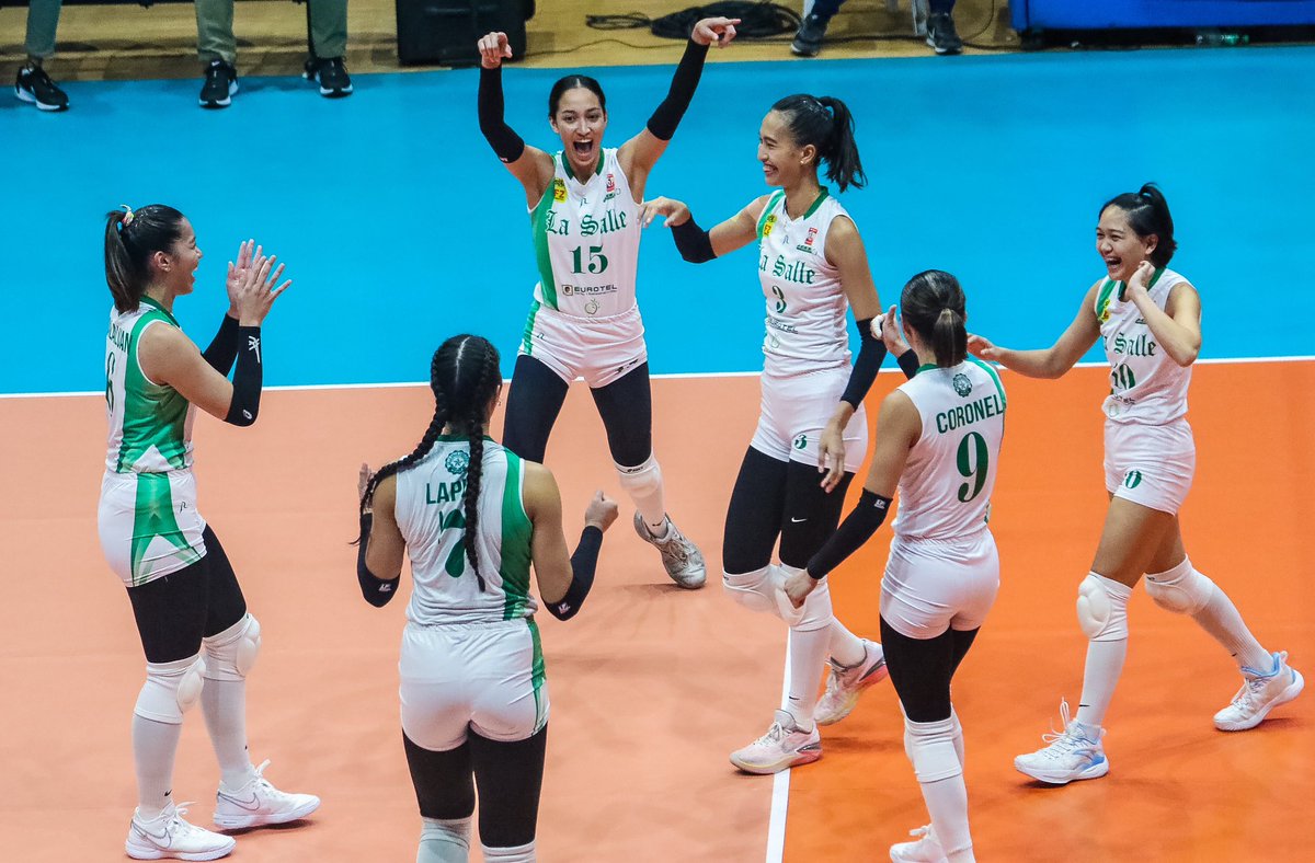 ShakeysLeague's tweet photo. Hype woman, middle blocker and libero - Amie Provido

#ShakeysSuperLeague #SSLNationalInvitationals 

@MyPlusNetwork @PHShakeys https://t.co/cBskJfGLZT