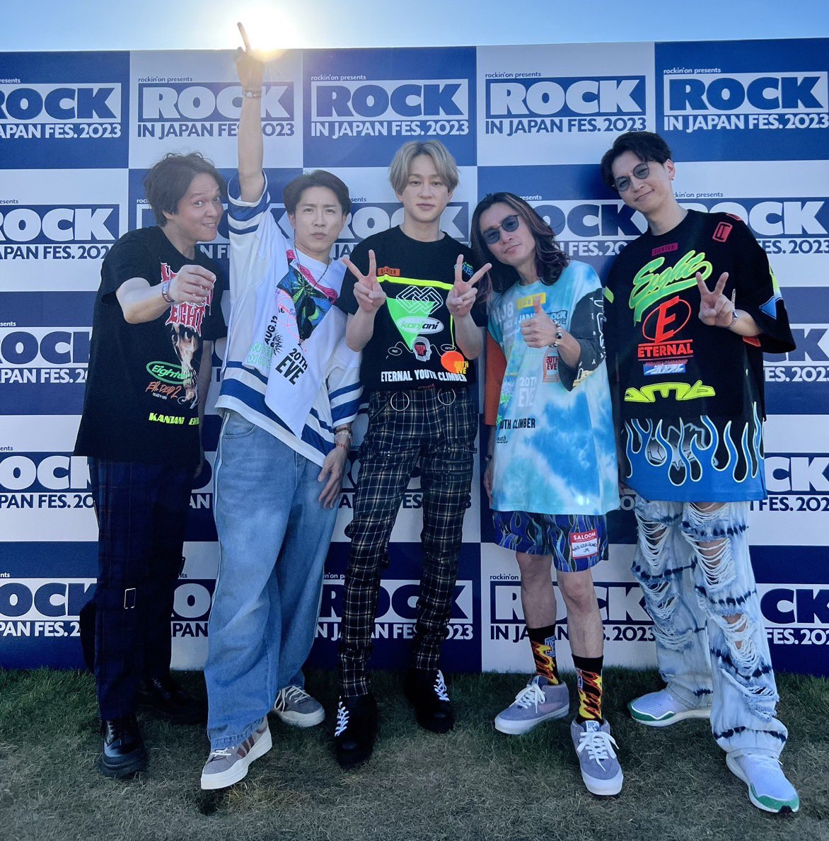 関ジャニ∞✡リストバンド各500円 関ジャニ∞✡リストバンド各500円 SUPER EIGHT / INFINITY