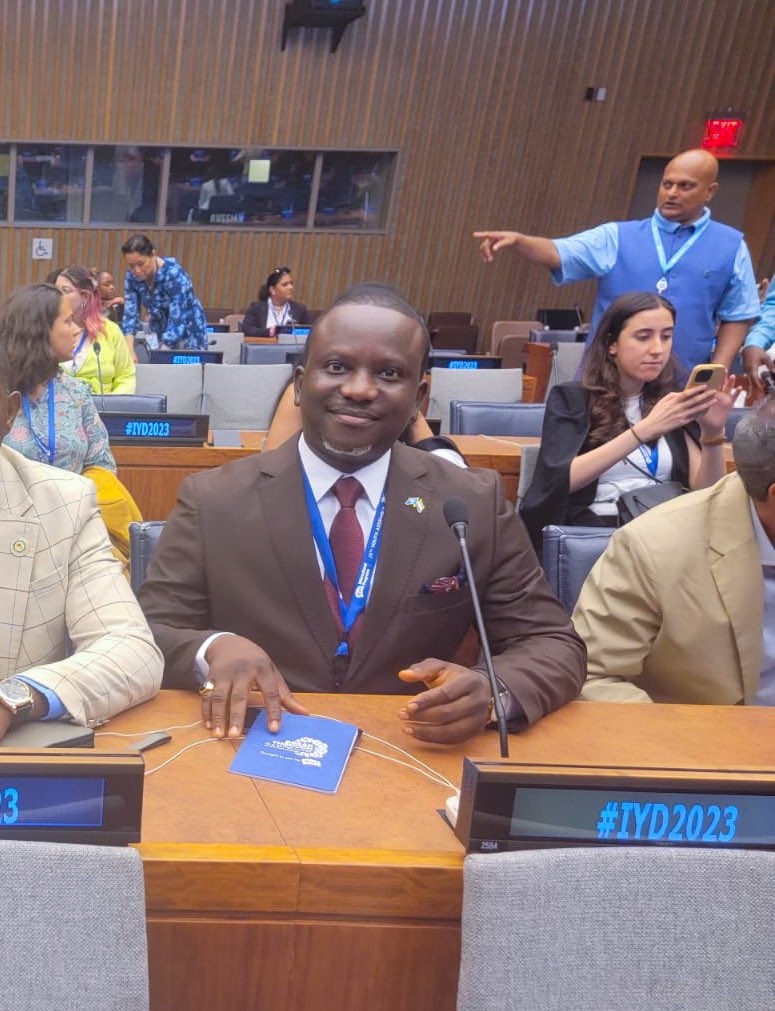 YouthEnvoyGoSL's tweet photo. Happy Int. Youth day! Our Youth Envoy, Amb. @yulisa_ahmadu  joined other Young Leaders at the UN Youth Assembly 2023 for the  #InternationalYouthDayCelebration!We consider this an opportunity to advocate for #SierraLeone Youth and forge meaningful partnerships.  #SaloneTwitter https://t.co/G2Zqx95w2I