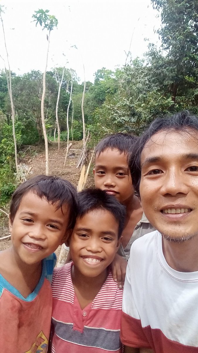 necerel's tweet photo. But what i love most in the mountain are the laughters. https://t.co/StNQIZBkbq