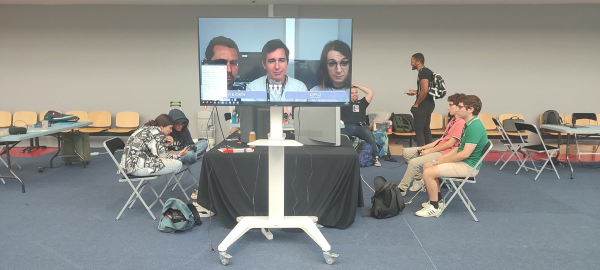 2 Sœurs vs 2 Frères
Amazon Prime vs Les Smash Brothers

twitch.tv/kapa_team?sr=a