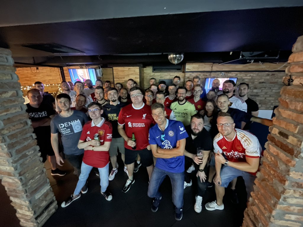 Kto w Poznaniu niech się zbiera na zlot FPL-owych świrów do Cooliozum! Specjalnie dla spóźnialskich pierwszy mecz o pół godziny przesunęli 😁

<a href="/fplpoland/">Mam go na kapitanie</a> <a href="/filipmfn/">Filip Błajet</a> <a href="/lesniczak_m/">Michał</a> <a href="/Adamo_FPL/">Adam</a> <a href="/formoverfix/">Form Over Fixtures</a> <a href="/idziak_michal/">Michał Idziak</a> <a href="/FPL_Jan/">Jan</a> <a href="/Witkowski_P/">Piotr Witkowski</a>