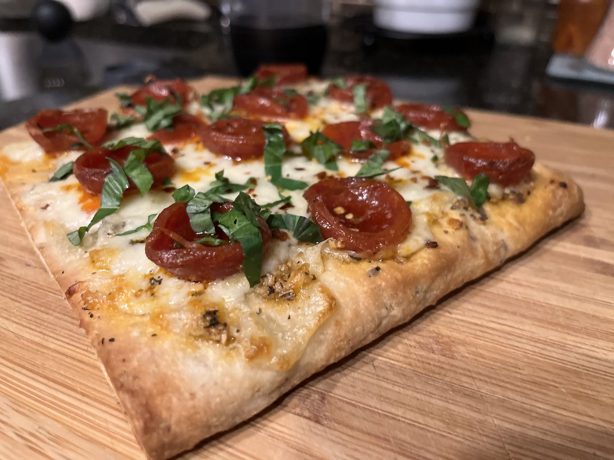 Mo Blum 🍷 tweet media