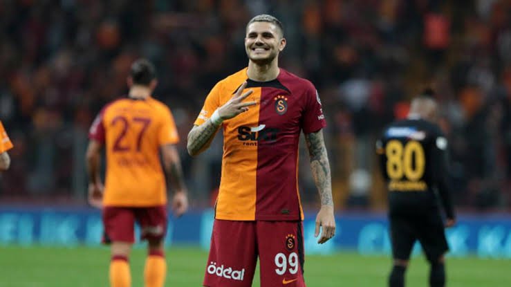 galastuff's tweet photo. Galatasaray santrforu Mauro Icardi, geçen sezon hat-trick yaptığı tek Süper Lig maçını Kayserispor'a karşı oynadı (Nisan 2023). [opta] https://t.co/p9ipjjhVSw