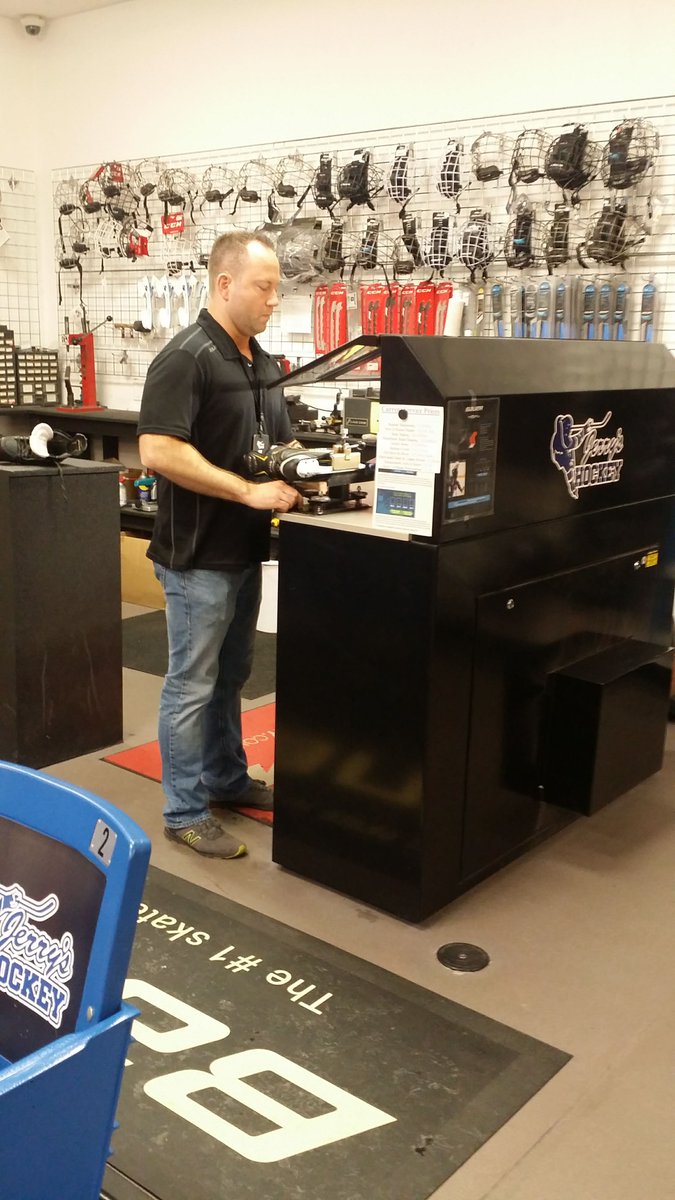 Save $$$ with a prepaid hockey skate sharpening card.  Quality skate sharpenings while you wait.
Available in-store or online.
ow.ly/QNQZ50MjvK2