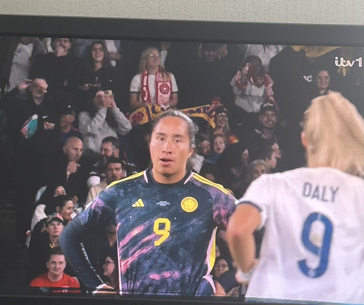 StuartWoolnough's tweet image. That fella doesn’t look happy with that 2nd England goal #WomensWorldCup2023 #WomensWorldCup #ENGCOL