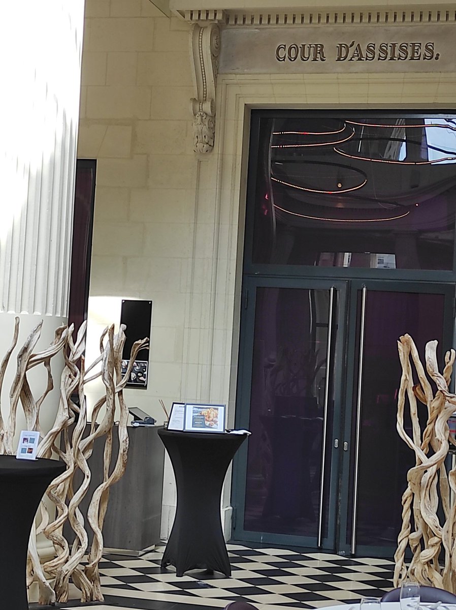 Tourisme ex- judiciaire