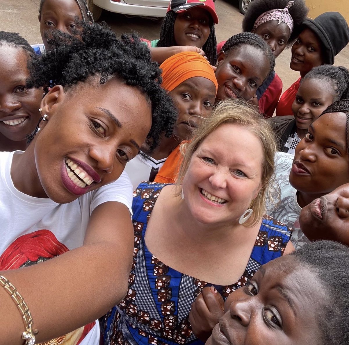 MHSwahn's tweet photo. Weโre grateful & proud of the young women serving on our youth advisory board to help shape the #TOPOWAproject in #Kampala ๐๐ฟ๐๐ผ๐บ๐ฌ๐ #tuliffena #tugende #internationalyouthday #youthday #youthleaders #womenempowerment #globalhealth
Read more in #blog โก๏ธ https://t.co/rKr9bfIPr8 https://t.co/FxwXpboi4Q