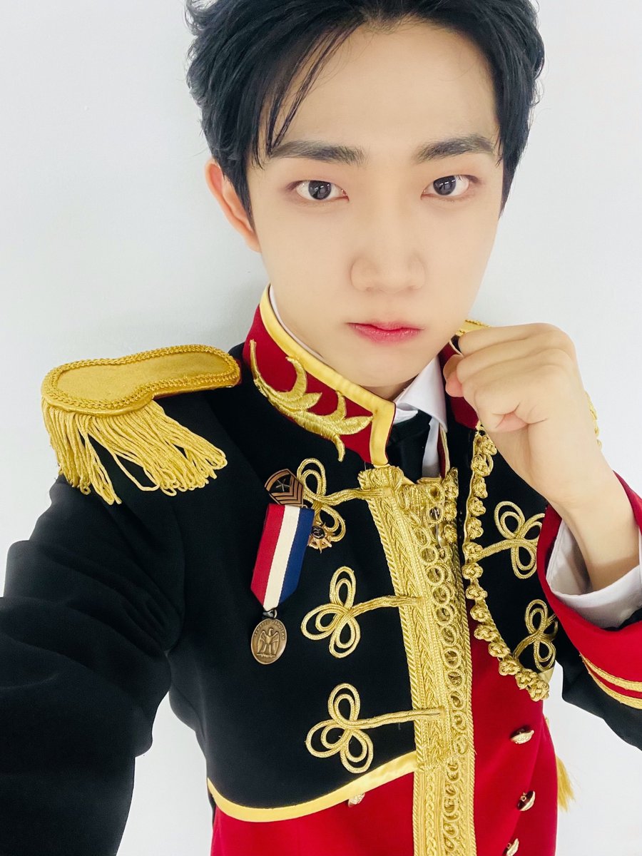 TPST__official's tweet photo. [📸TEMPIC]

23.08.12 #T_OUR

🤍오늘의 템페스트🖤

#TEMPEST #템페스트 
#한빈 #형섭 #혁 #은찬
#LEW #화랑 #태래 https://t.co/wry02cFuFN