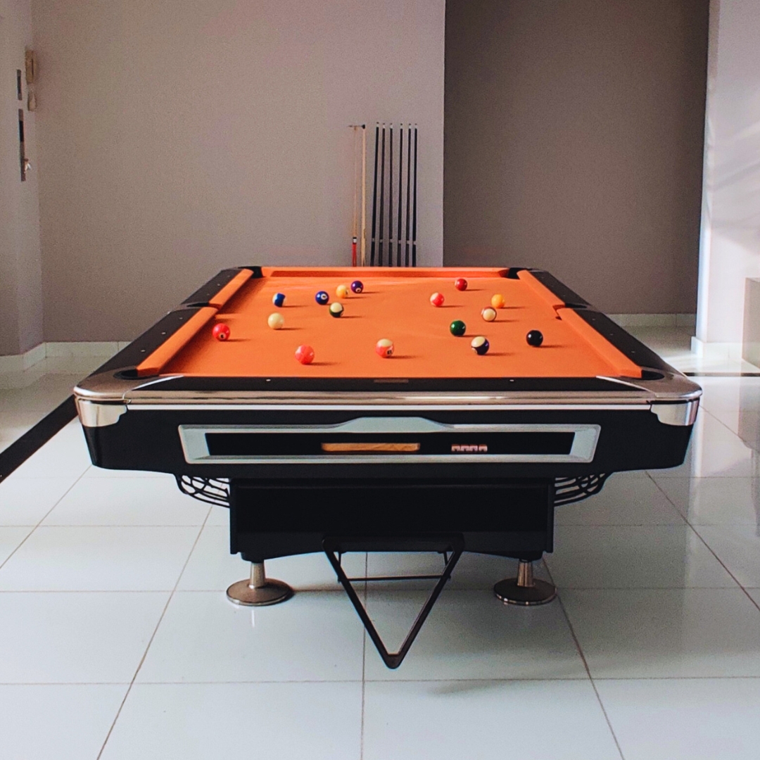 Experience luxury at its finest. The 'Star Table,' a limited edition 9 ft masterpiece, has found its lucky home. 🌟 

#classicpooltables #exclusiveluxuryliving #luxurylivinggoals #luxurylivingspaces #modernpooltables #iconicliving #luxurylifedubai #modernminimalism