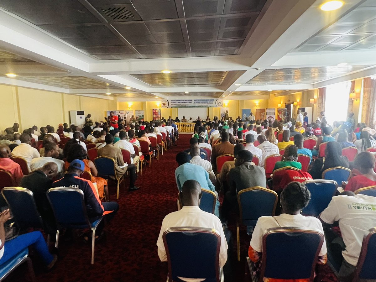 #HappeningNow: Ministry of Youth and Civic Education and United Nations System in #Cameroon🇨🇲, jointly commemorate the 24th edition of #InternationalYouthDay2023 under the theme « Green Skills for Youth: Towards a Sustainable World ».