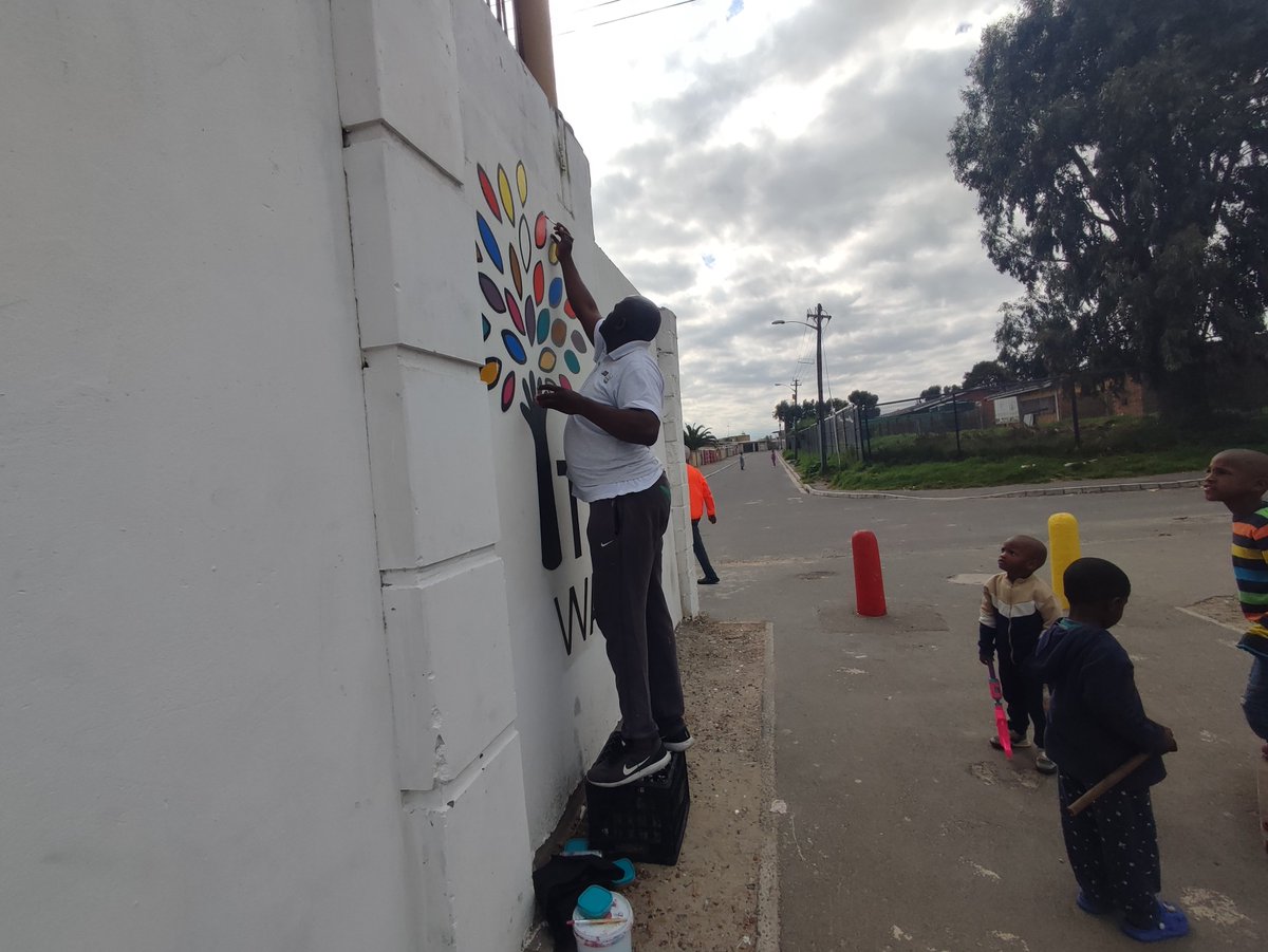 ndzoyixolile's tweet photo. @capestop @CapeTown @CityofCT @environmentza @zizikodwa @lelo_artist
It was an amazing healing procces this morning for me to finish the art work which was starting by:- *Mernette Swartz* @ our space #iThemba Walkway in Gugulethu - Cape Town #creating safe spaces #GugsPhakama https://t.co/WUdY2bNMAB