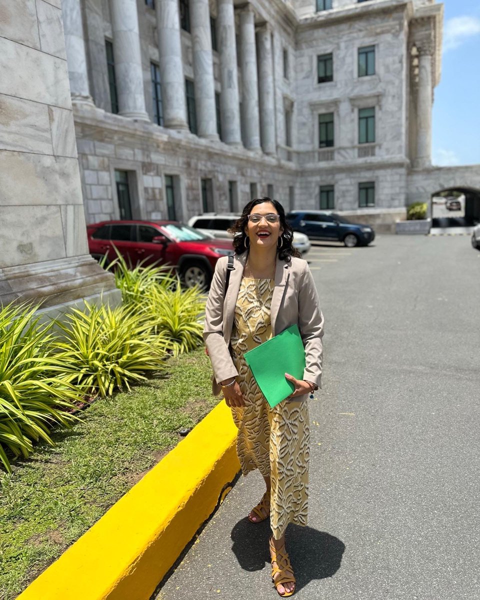 MariaIsa's tweet photo. It was an honor to be invited to the Capitol of Puerto Rico to meet with Senator @marialourdespip . I admire & am grateful for her leadership on the island & dedication to the people of Puerto Rico. She’s the current vice-president of the Puerto Rican Independence Party (PIP) + in 2004 became the 1st woman from that party to be elected into the Senate in the history of 🇵🇷. La Senadora is currently serving as Senator at-large at the 🇵🇷 Senate after being elected in 2020 with the most votes of any candidate.  I want to thank her & her staff for inviting me & fellow legislators from Minnesota to a warm welcoming in her offices full of great conversations + cafe. Thank you for making me feel right at home. Te esperamos pronto en Minnesota con las puertas abiertas para su visita.