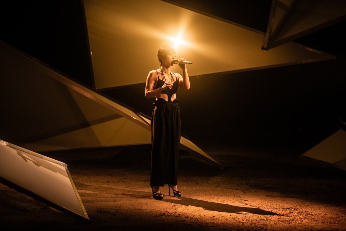 hikki_staff's tweet photo. #ライブエール　
ありがとうございました。

引き続き、#UTADA_Gold 
 よろしくお願いします

Download＆Streaming : https://t.co/sEtMS2NGGn

Music Video : https://t.co/yKFAP82RRw https://t.co/y88cL96gsA