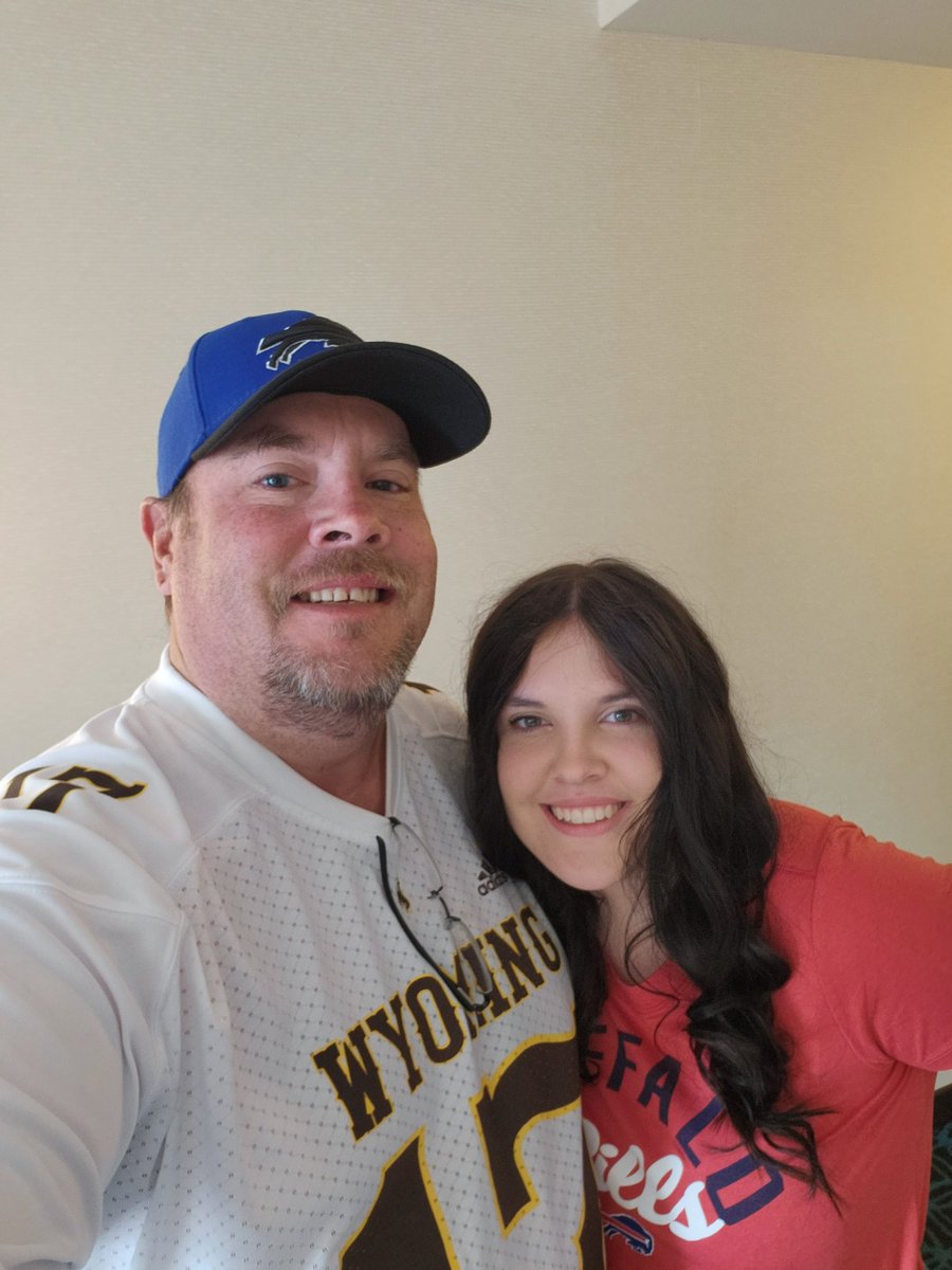 JDGlendo's tweet photo. Headed to the Bills pre-season game for my daughter's Make-a-Wish! #GoBills #GoPokes #BillsMafia https://t.co/u1D4GJ6EOb
