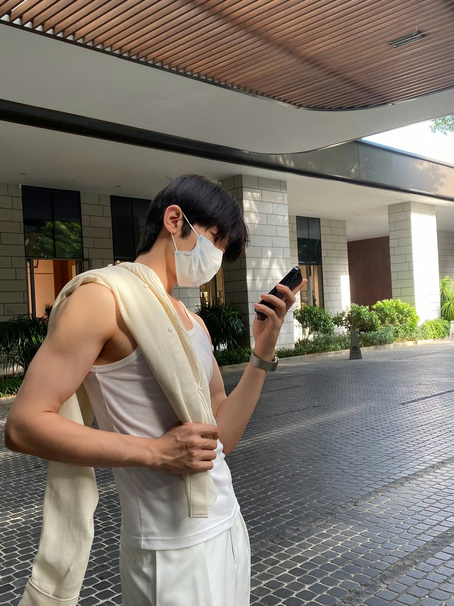 wujuntings's tweet photo. 📸 230812 Wu Junting Weibo Update #吴俊霆 #WUJUNTING https://t.co/WvnDGeIYpS