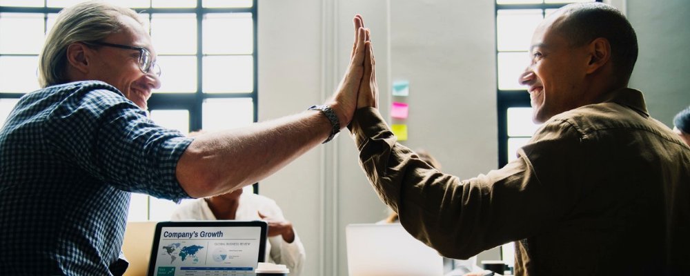 Landmark_HR's tweet photo. HR Fact: Surprisingly, 89% of employers think employees leave because of money when in fact, 80% leave because of "relationship with manager". Better relationships make for better retention! #HRFact #EmployeeRetention #SMB #LandmarkHR https://t.co/X5XXgvyorM