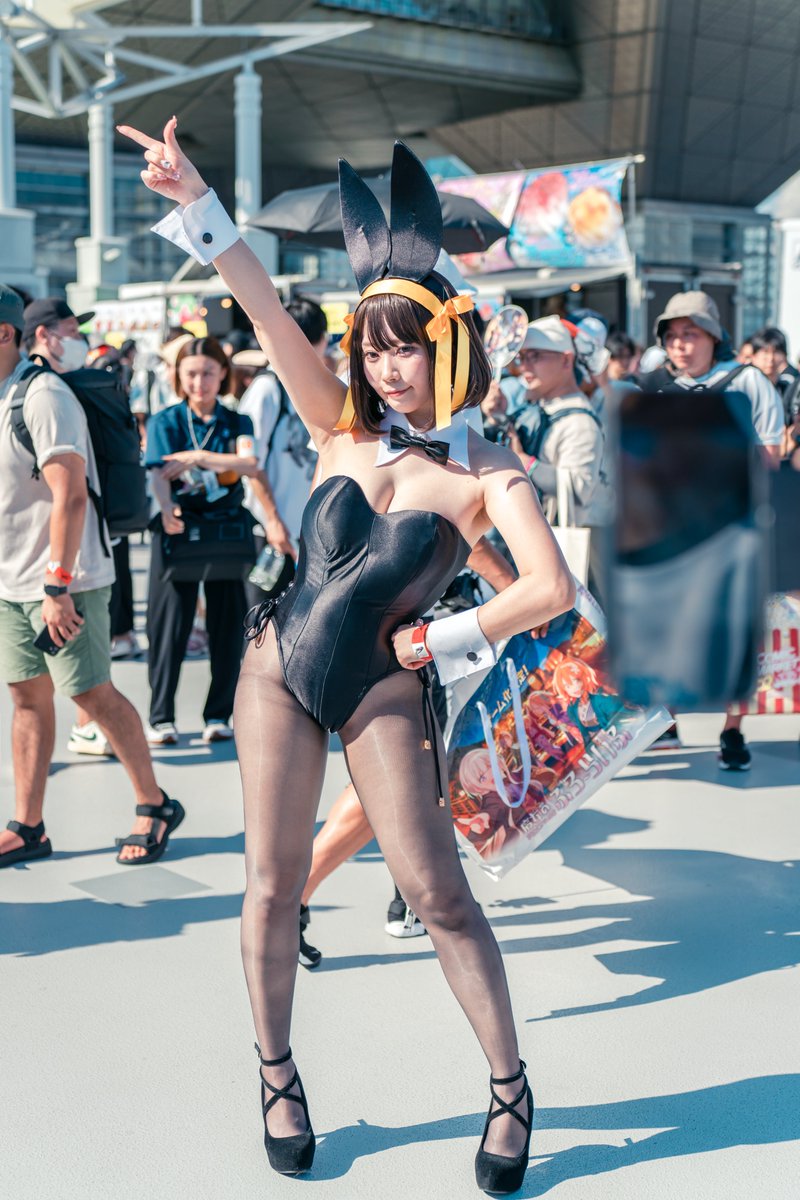 Wthdrawr's tweet photo. C102 1日目
涼宮ハルヒの憂鬱／涼宮ハルヒ（バニーVer）
ないるさん（@nairuru）

#C102
#C102_cos
#C102コスプレ 
#ないるぴ
#ないる https://t.co/vvrGy8p7pH