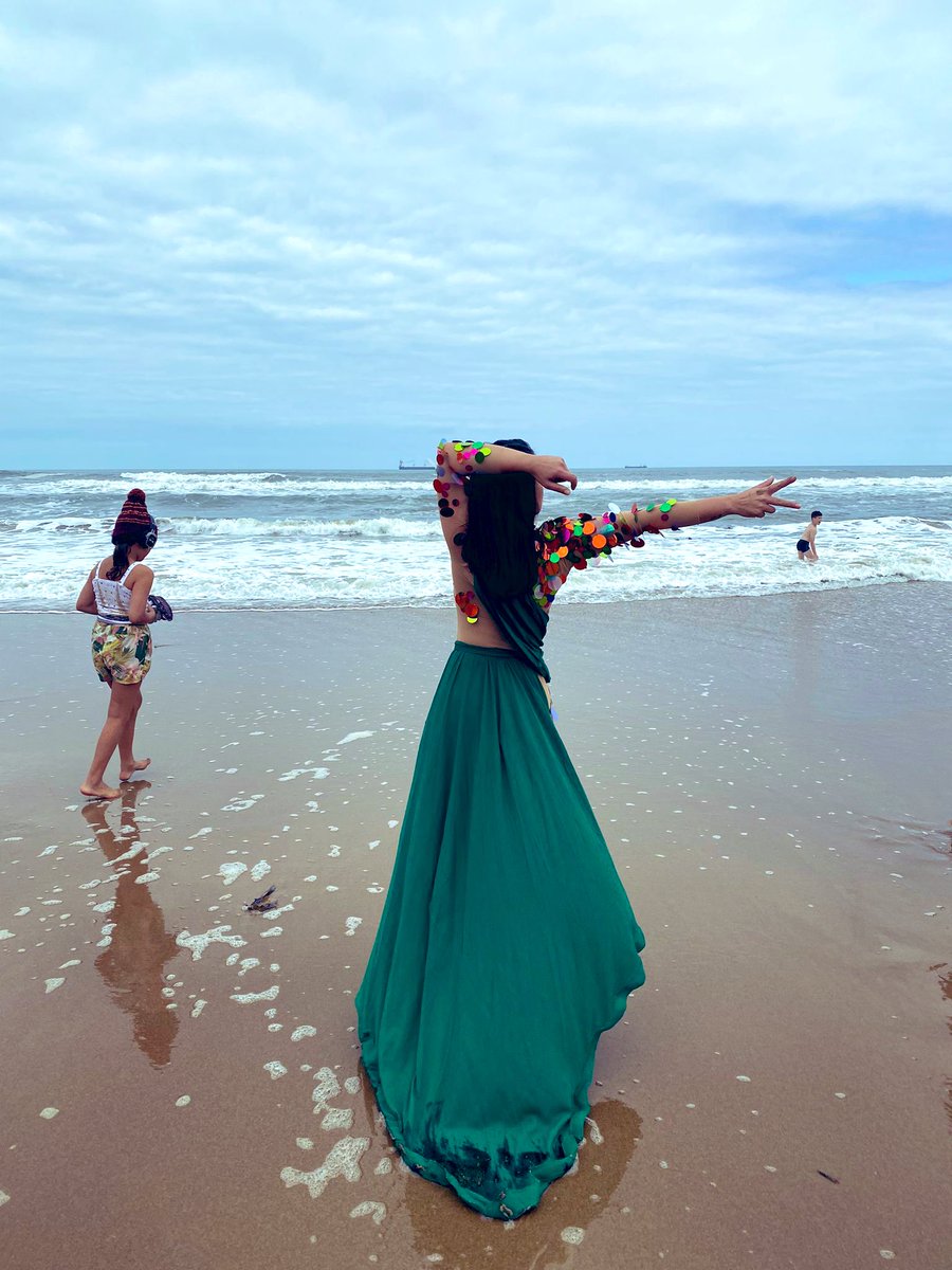 Nadia Iftkhar tweet media