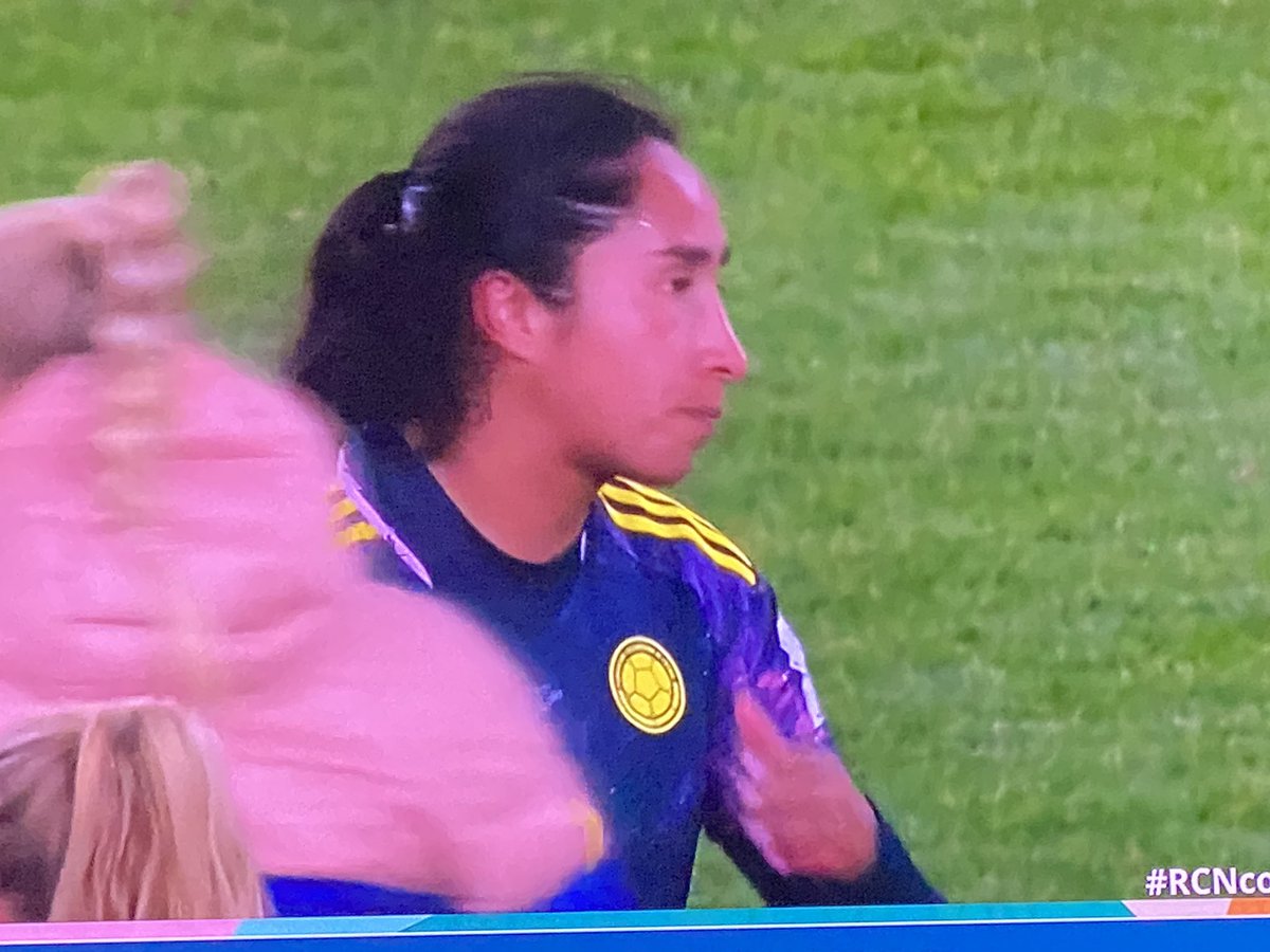 AngelicaLozanoC's tweet photo. Gracias guerreras!!!!!!!!!!!!!

No hay excusa #LigaDignaYa!

Admirables jugadoras, equipazo 🇨🇴🇨🇴
#GraciasTotales 👏👏👏👏 https://t.co/17OHFjAmxw