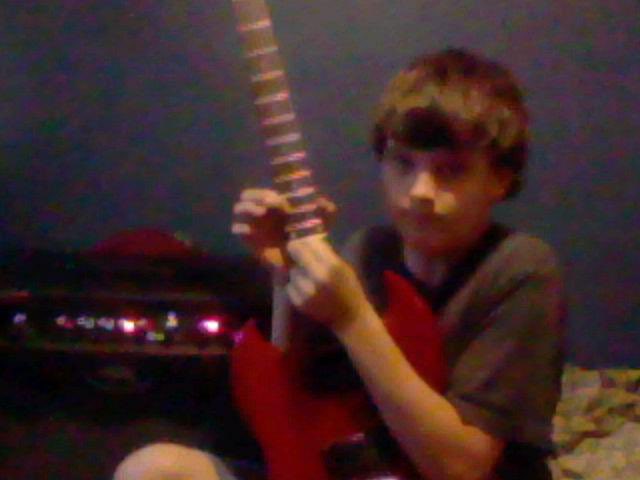 _dakotawinters_'s tweet photo. Boutta tap yo bitch like my guitar https://t.co/h30b3pNHqP
