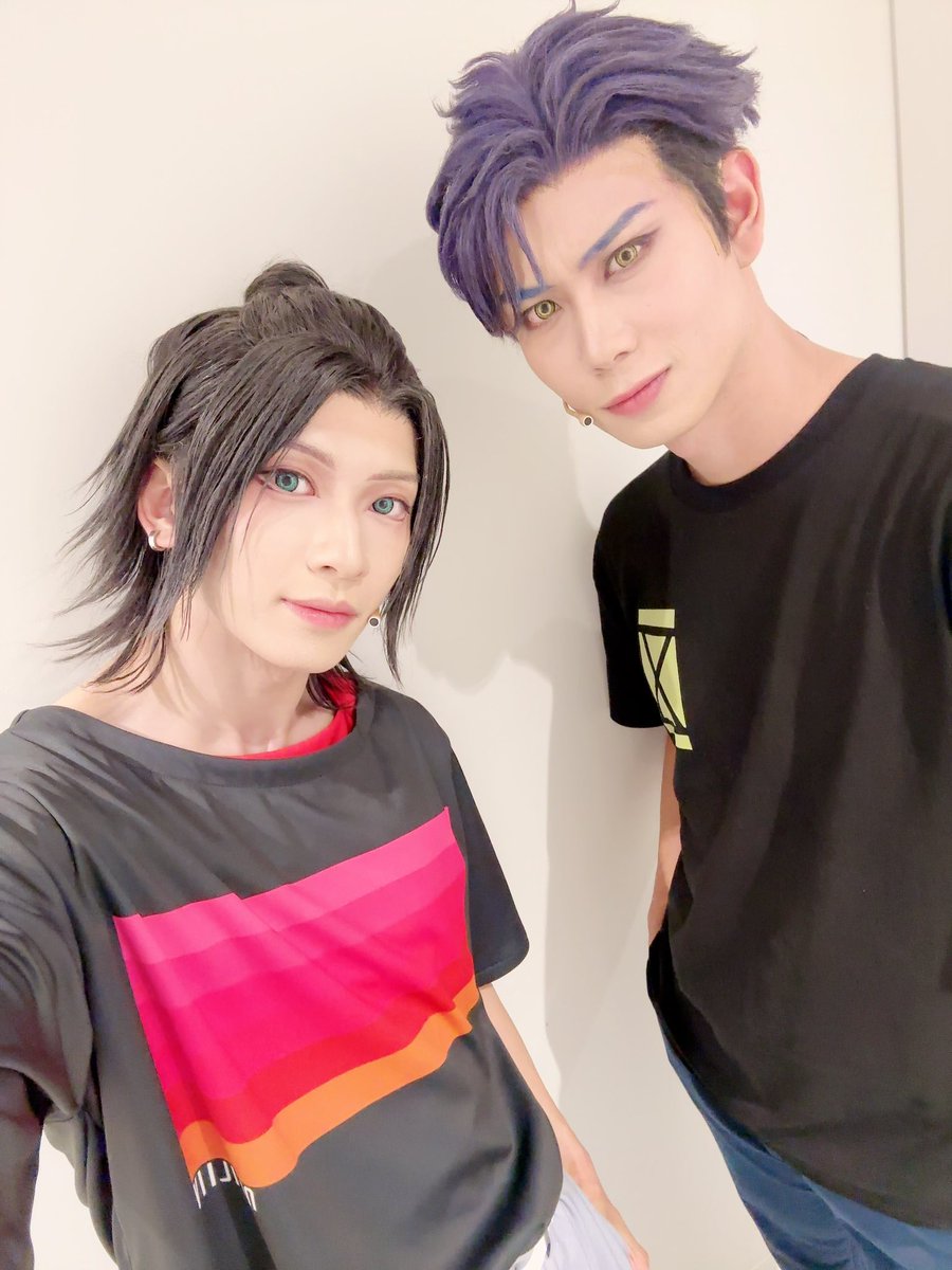 chuta_na's tweet photo. 夏組最高だよね。
夏を俺たちらしく支えます！🌻

#エーステ
#秋組 https://t.co/ff6xwD1gCI