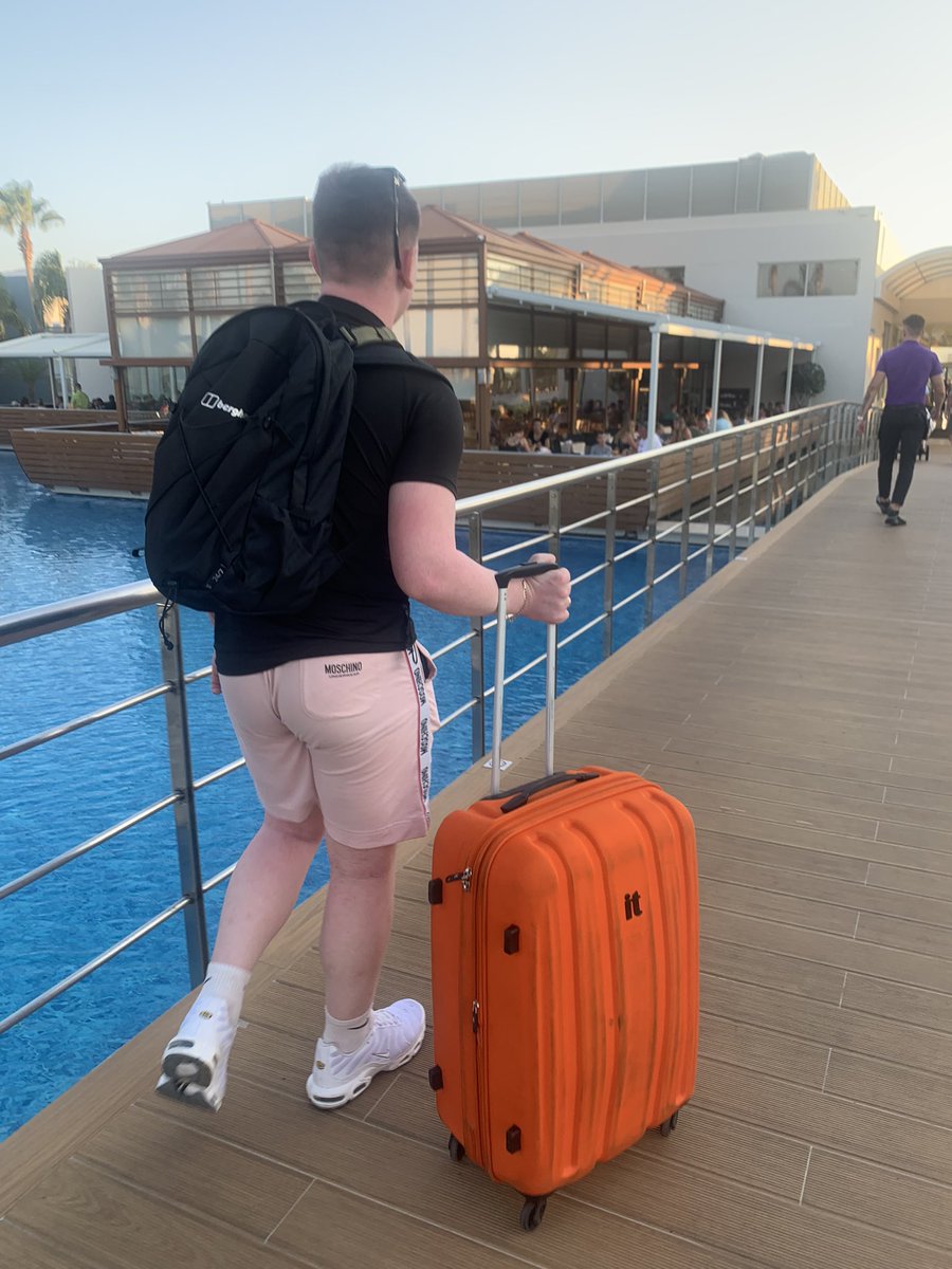 Kudos to Joseph from @nacfpro for leaving sunny Greece early to head to Garelochead to carry out his RSM duties 👋 Don’t worry, it’s way too hot for you here now anyway! 🤣