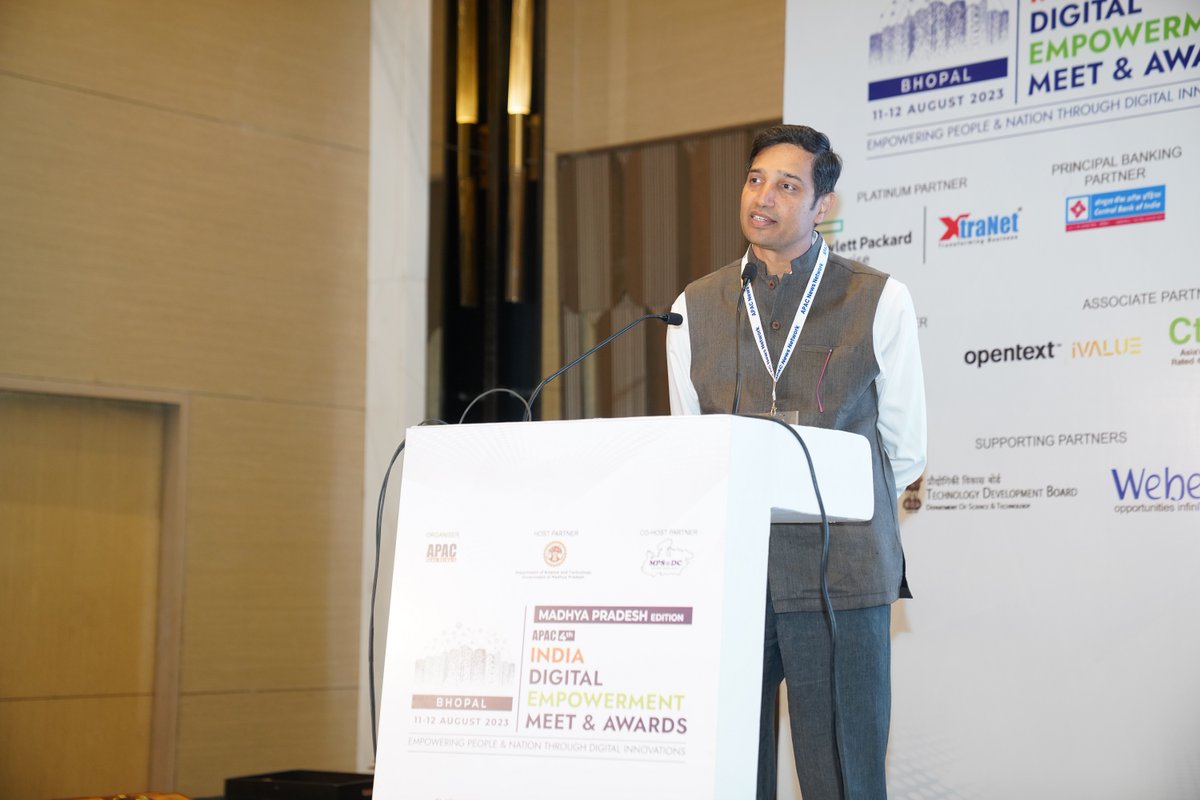 Apacnewsnetwork's tweet photo. Day 2 Inaugural Session: Digital Governance Journey of India at the 4th ‘APAC India Digital Empowerment Meet &amp; Awards - MP’ on 12 Aug (Day 2) in Bhopal.
#IDEMMP @Ind_Block_Forum @Deloitteindia @kanandampillai @AyushmanNHA @suneelwattal https://t.co/wMPq52OPQE