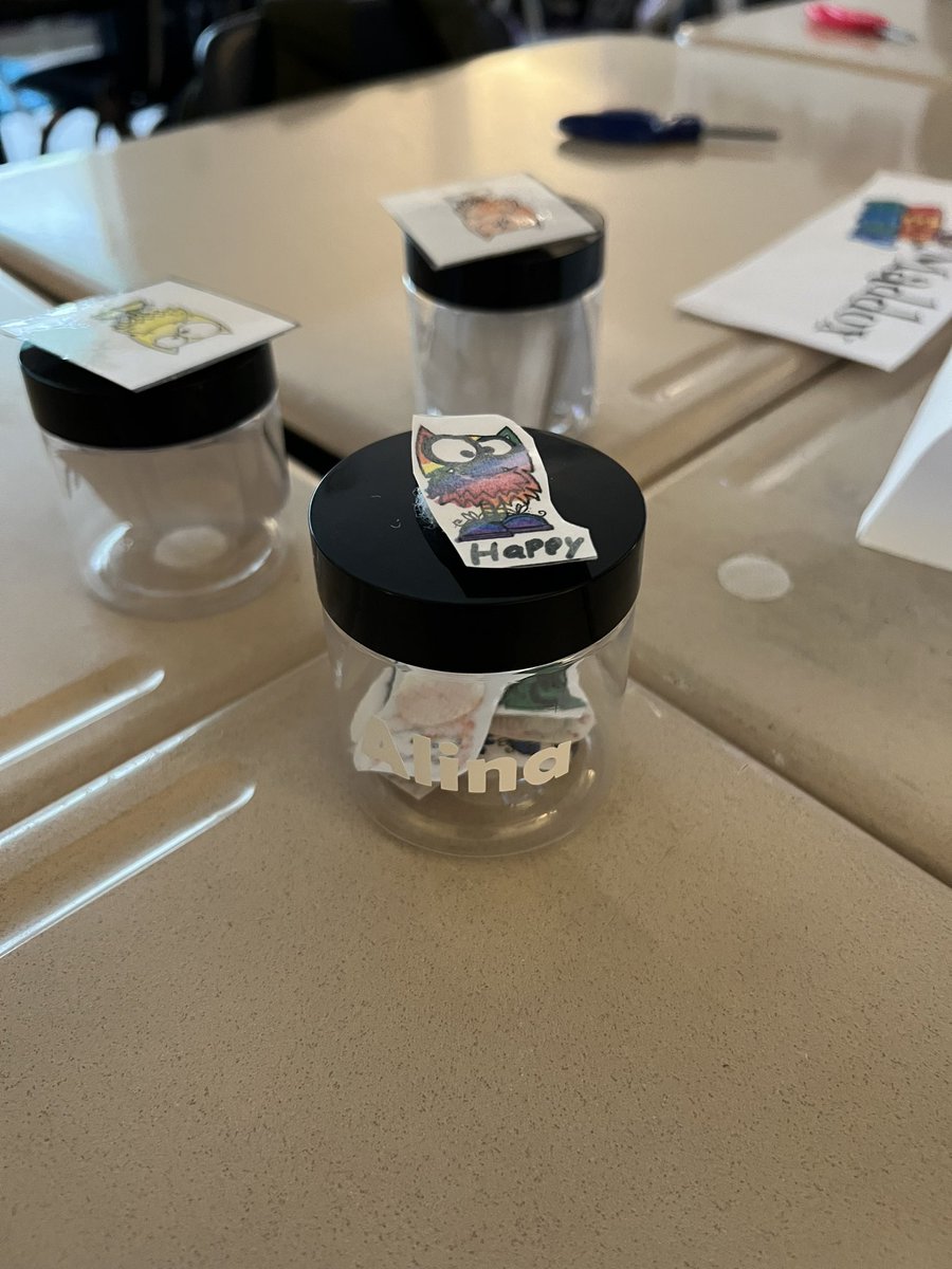 Kate Lightstone tweet media