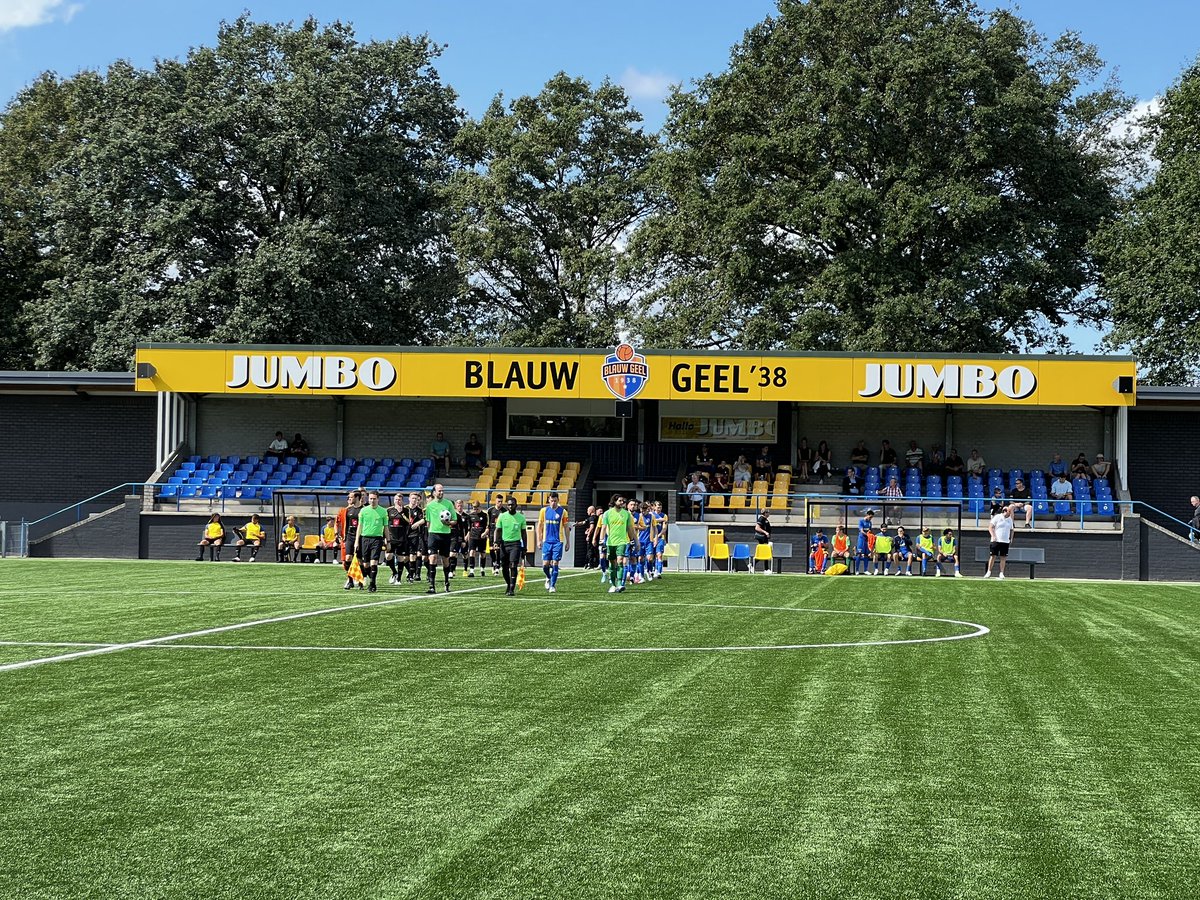 Aanwezig bij <a href="/blauwgeel38/">Blauwgeel'38/JUMBO</a> - <a href="/svod22/">SVOD22</a>