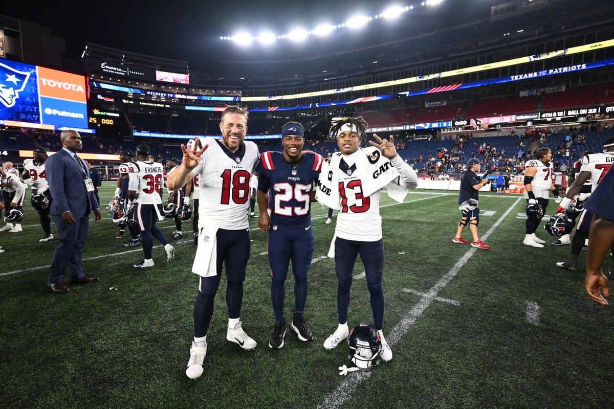 Coogs representing in the league 🫡 @casekeenum @Tankdell4 @MarcusJonesocho #GoCoogs | #TEAM