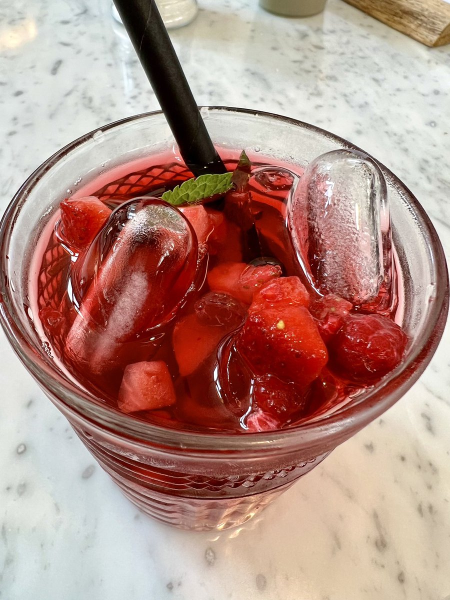 Cornflake101's tweet image. #VeryBerry &amp;amp; #VeryRefreshing ✨👌