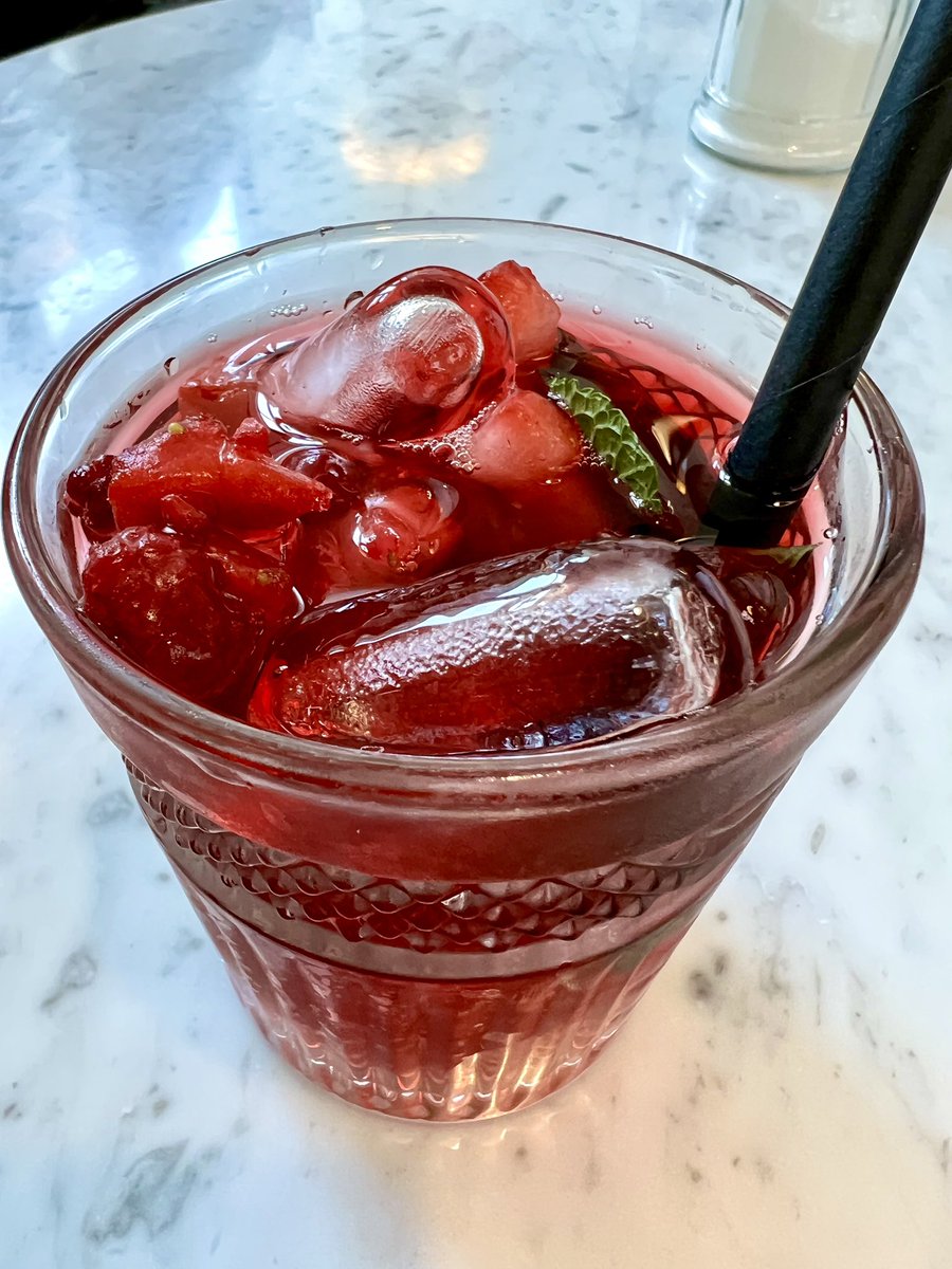 Cornflake101's tweet image. #VeryBerry &amp;amp; #VeryRefreshing ✨👌