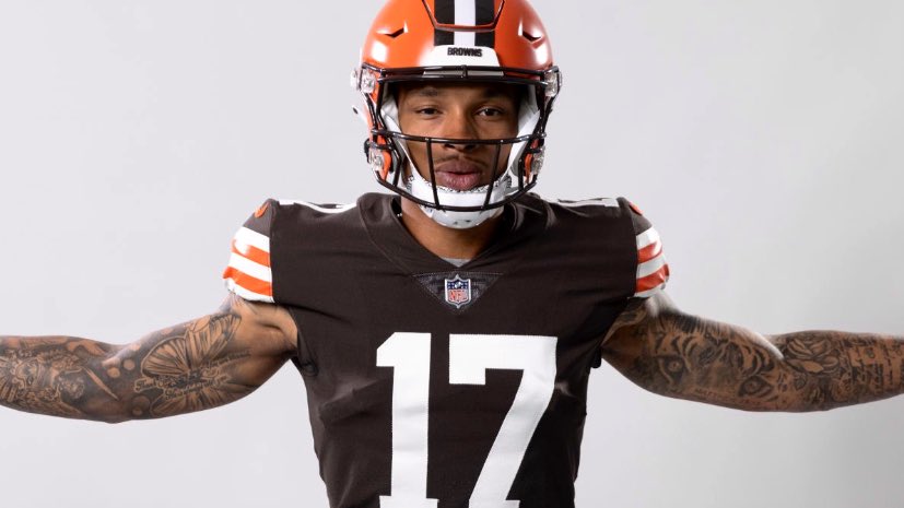 brownsfanuk's tweet photo. A few positive takeaways from last night’s preseason game against the Commanders:
🟠 Austin Watkins Jr led in receptions with 6, for 71 yards.
🟠 Ronnie Hickman Jr came away with 2 INTs.
🟠 DTR put in another good performance - 9/10, 102 yards, 1 TD.
#WASvsCLE #Browns #NFL https://t.co/a35bDE9DsS