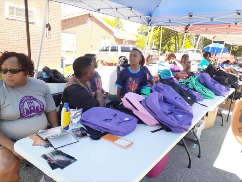 SonderprTN's tweet photo. HAPPENING TODAY: ReachOne TeachOne Uca will host a school supply  drive for children in underserved communities from 12:00 p.m. to 2:00 p.m. at Calvary Church of  the Nazarene, located at 4400 Bonny Oaks Dr. @newschannelnine @Local3News @wdefnews12 @NOOGAtoday @TimesFreePress https://t.co/jL38pFHkMP