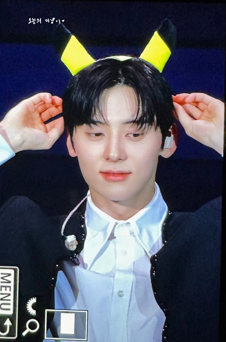 950809Serenity's tweet photo. 230812 
오늘의 미션 실패 미냥! (3개나 성공함 🥺❤️) #황민현 https://t.co/fTwuKtbohA