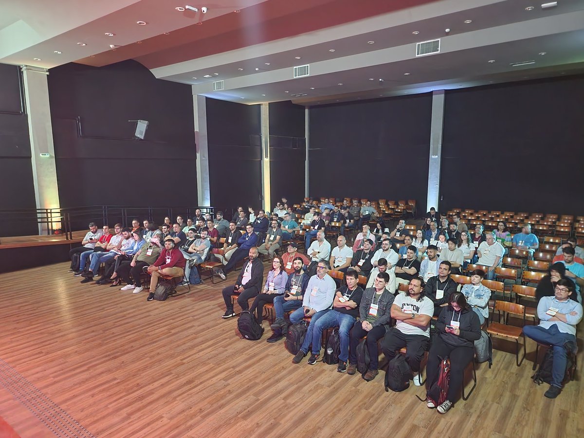 JaysonHanes's tweet image. @kunzel_paulo ! #orclAPEX @OracleAPEX @laouc