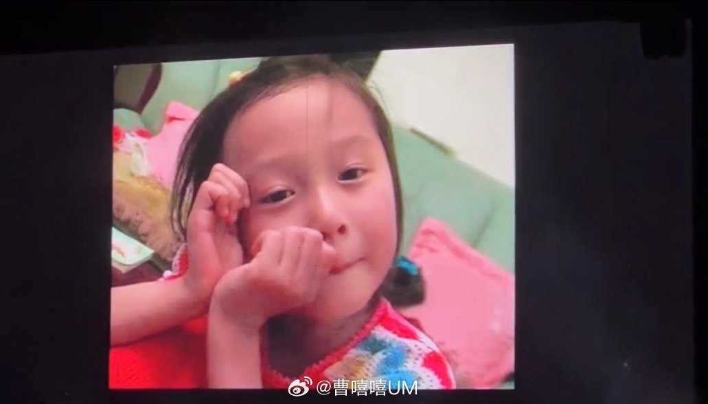naxinyuzu's tweet photo. Liu Yuxin when she was little was so cute! I want to hug her! 🥹😭 My baby, you've come so far! Now you have achieved your dream! I'm so proud of you! @XinLiulyx0420 😭

XIN LIU FIRST CONCERT
#XINLiu2023XANADUtour #LiuYuxin #XINLiu https://t.co/NgFtTudJDU