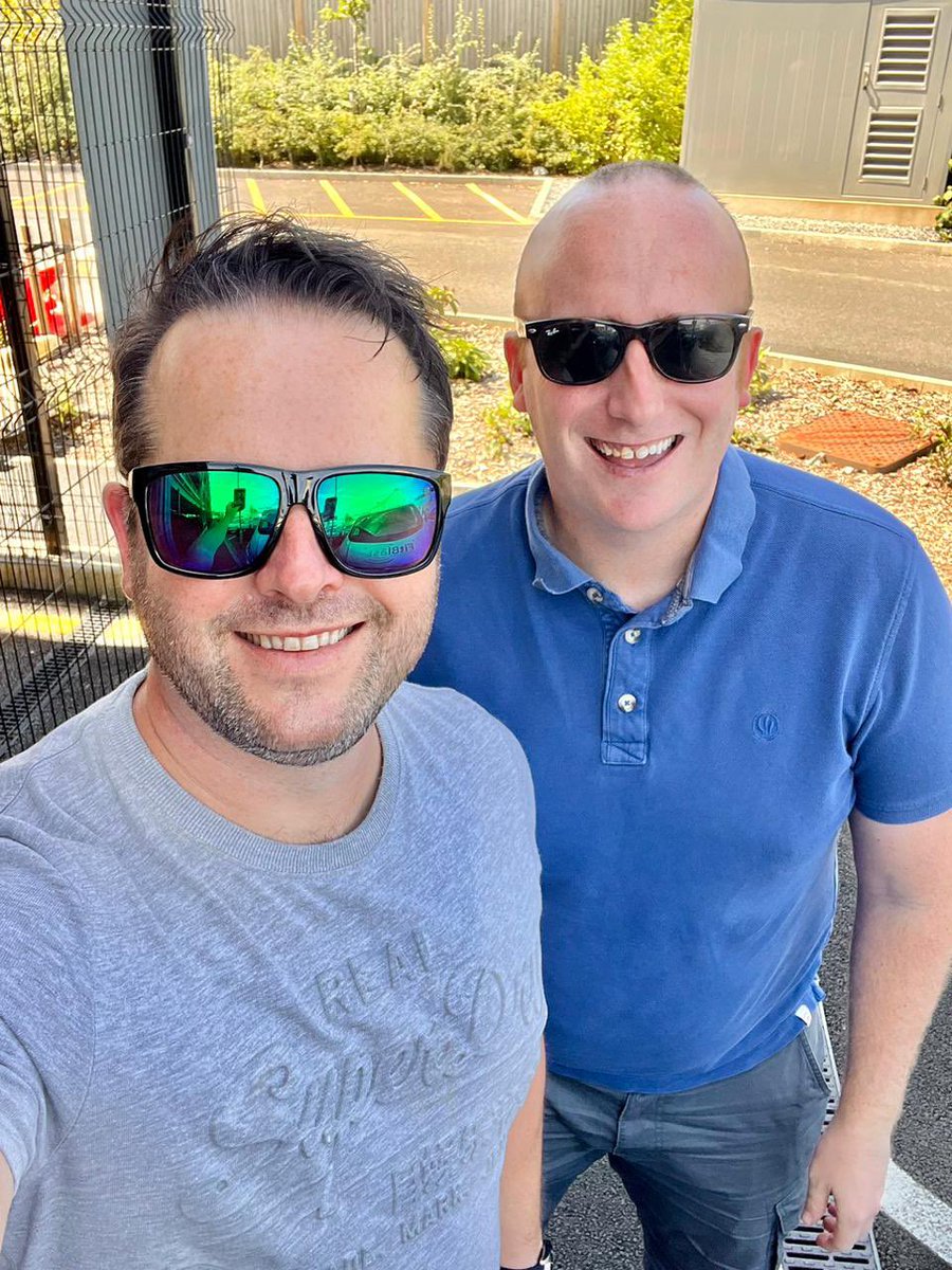 GeeONeill147's tweet photo. Great catch up with my good friend Ross @FitblastG
Excellent lunch at #GoodRebel https://t.co/O6YTIhKvUX