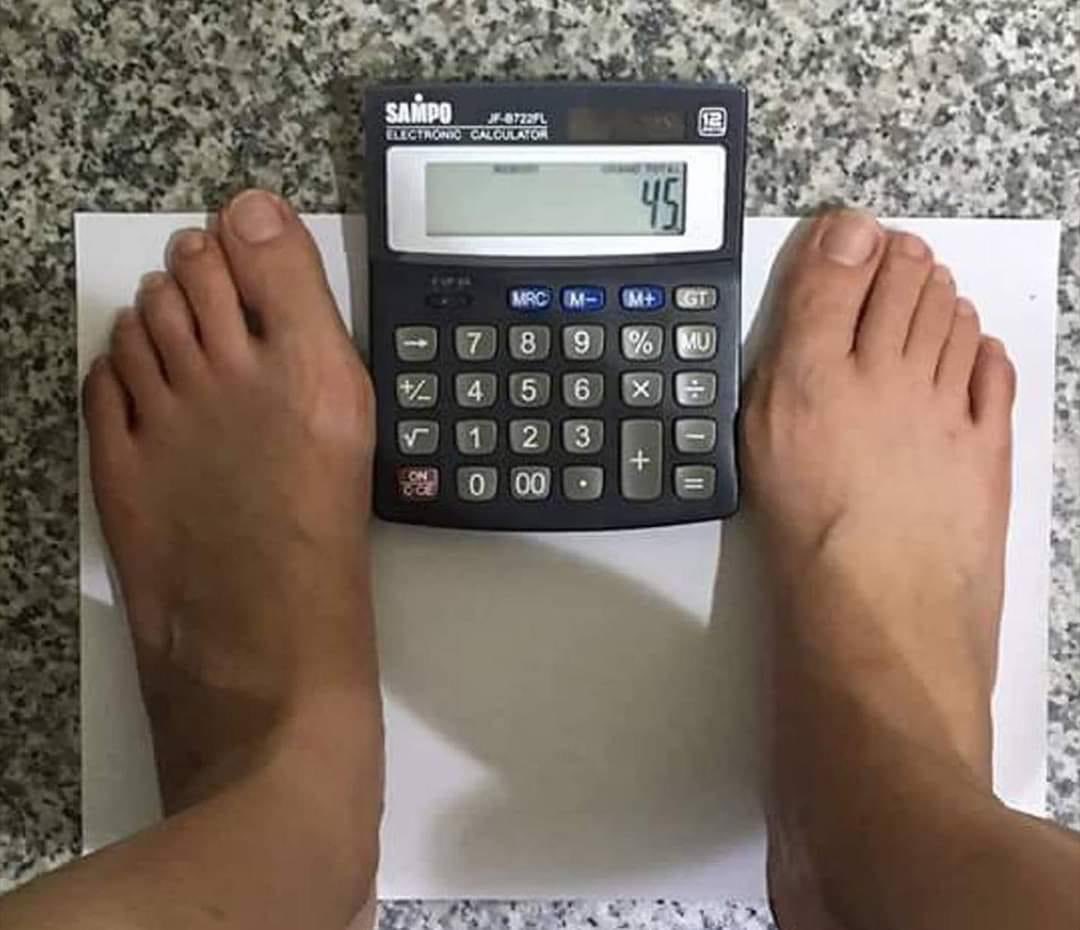 FatFightingClub's tweet photo. ถ้าชั่งน้ำหนักแล้วมันเครียด ลองใช้วิธีนี้ดูครับ ^^ https://t.co/rHHnzJVvA9
