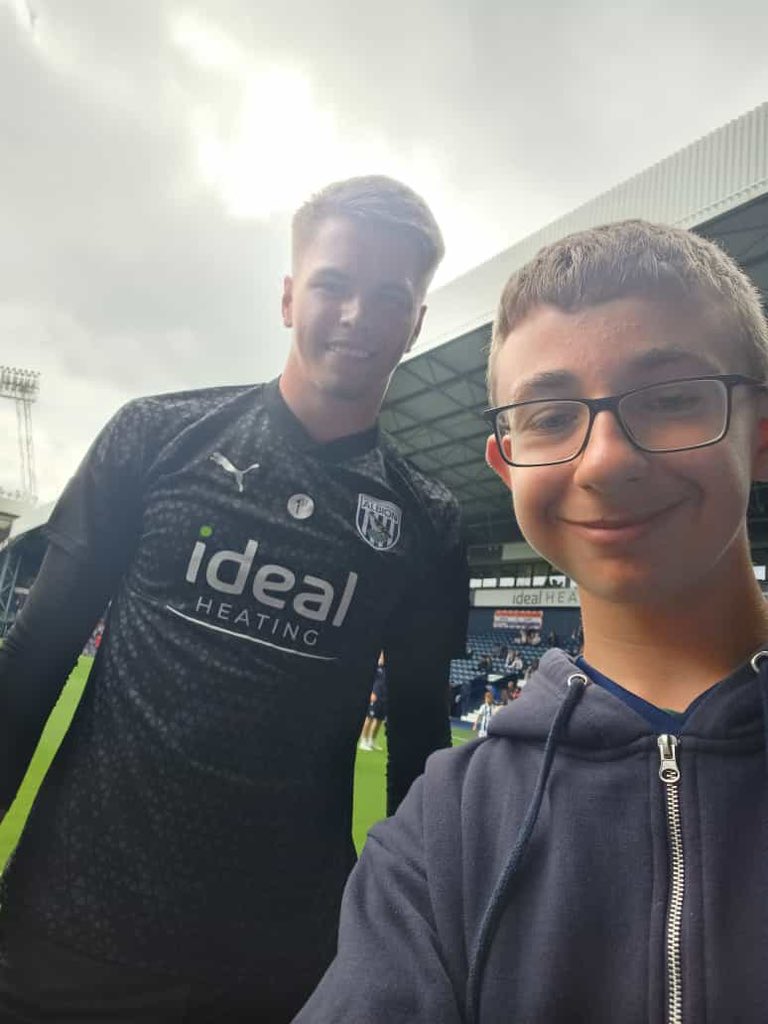 Lisa 𓅪 tweet media