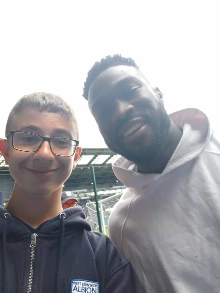 Lisa 𓅪 tweet media