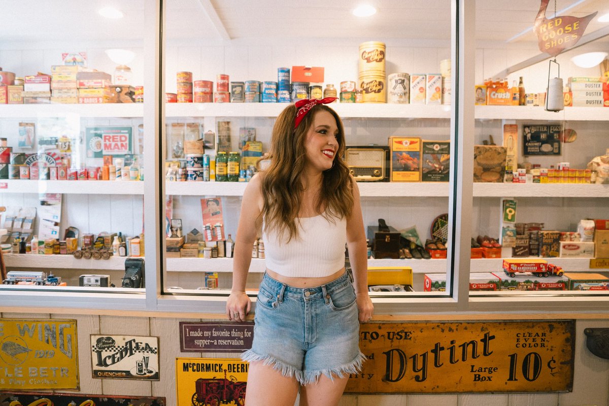 Appreciate all the ❤️ on #LoseMyAccent yesterday!! Tag somebody who you think has the best accent!