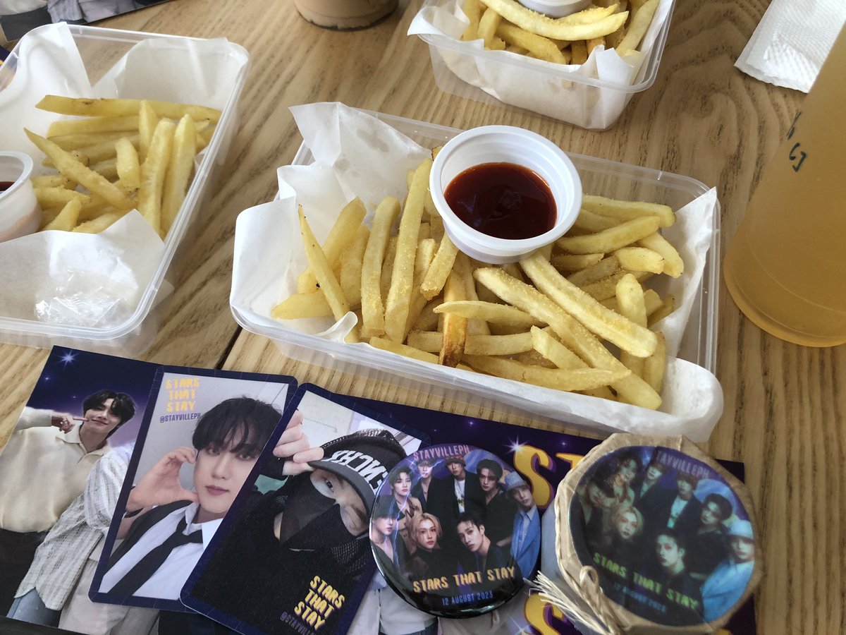 minminiverse_'s tweet photo. tysm, @STAYvillePH for this free cse🫶🏻

see uu next time, bestays! @straykart @hyunhomail_ @shinebokcart 💗✨ https://t.co/pnX3Ed45AS
