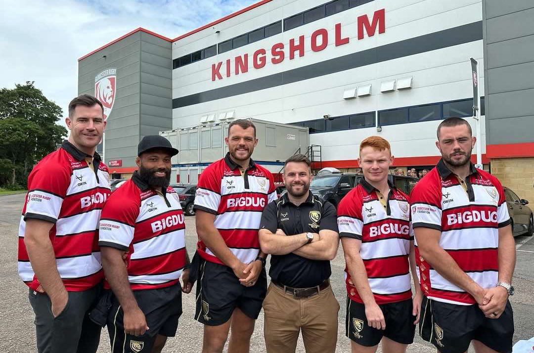 gr_foundation's tweet photo. New season, new shirt 🏉 🍒 ⚪️ 👕
#newcoverphoto #GRFoundation #gloucesterrugbyfoundation #cherryandwhites #teamwork https://t.co/k3P8ssfusN