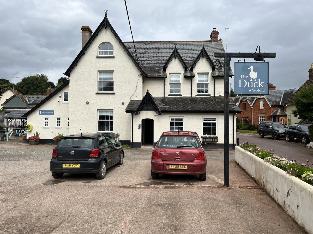 DrDaveSt's tweet photo. Out for a day on the #TarkaLine #RailAleTrail first stop The Duck at Yeoford https://t.co/rq91eGU5Lq
