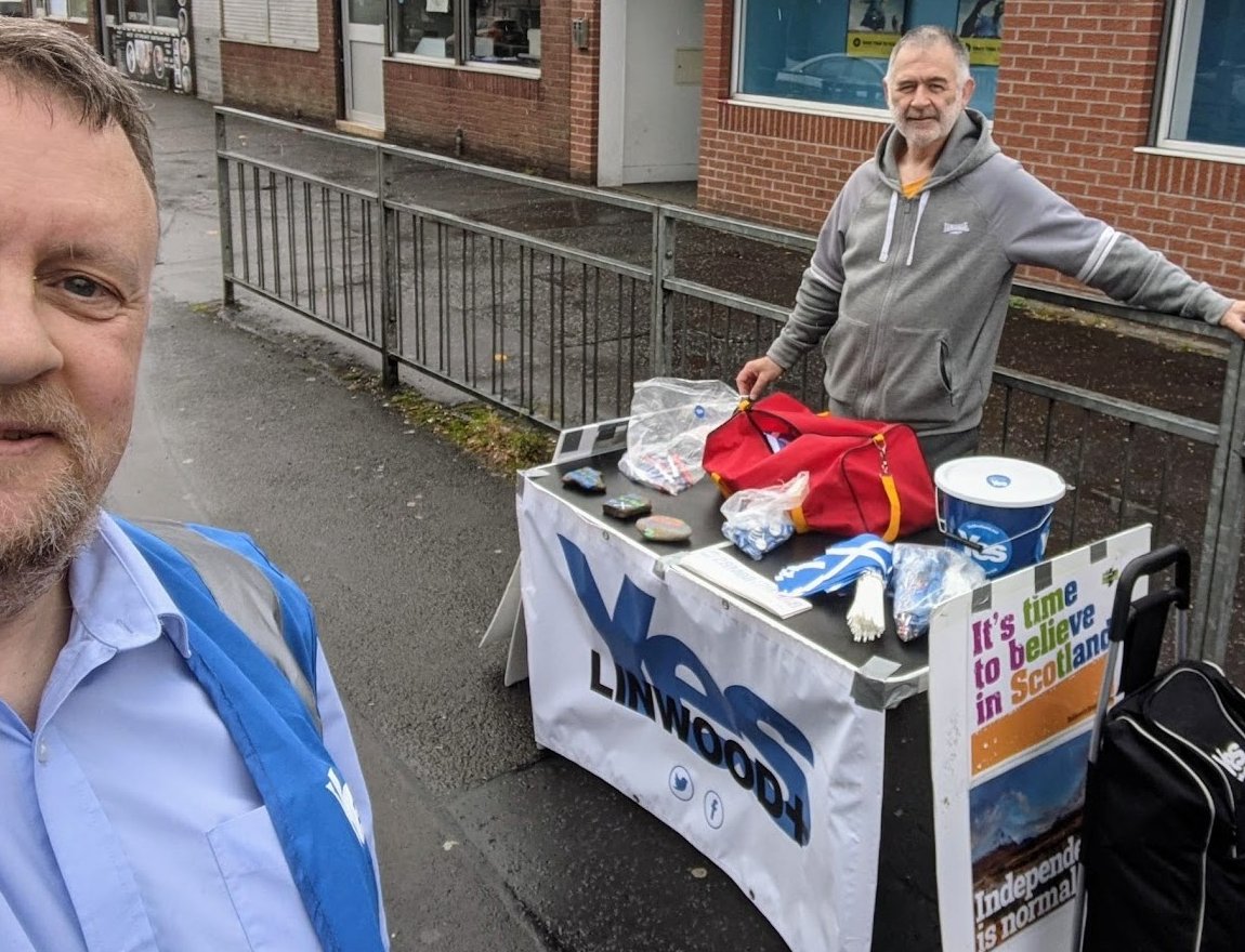 YesLinwood's tweet photo. Stall, Leaflets and Stones today in Linwood for @BelieveInScot #DayofAction :-) https://t.co/wJfczyRN7h