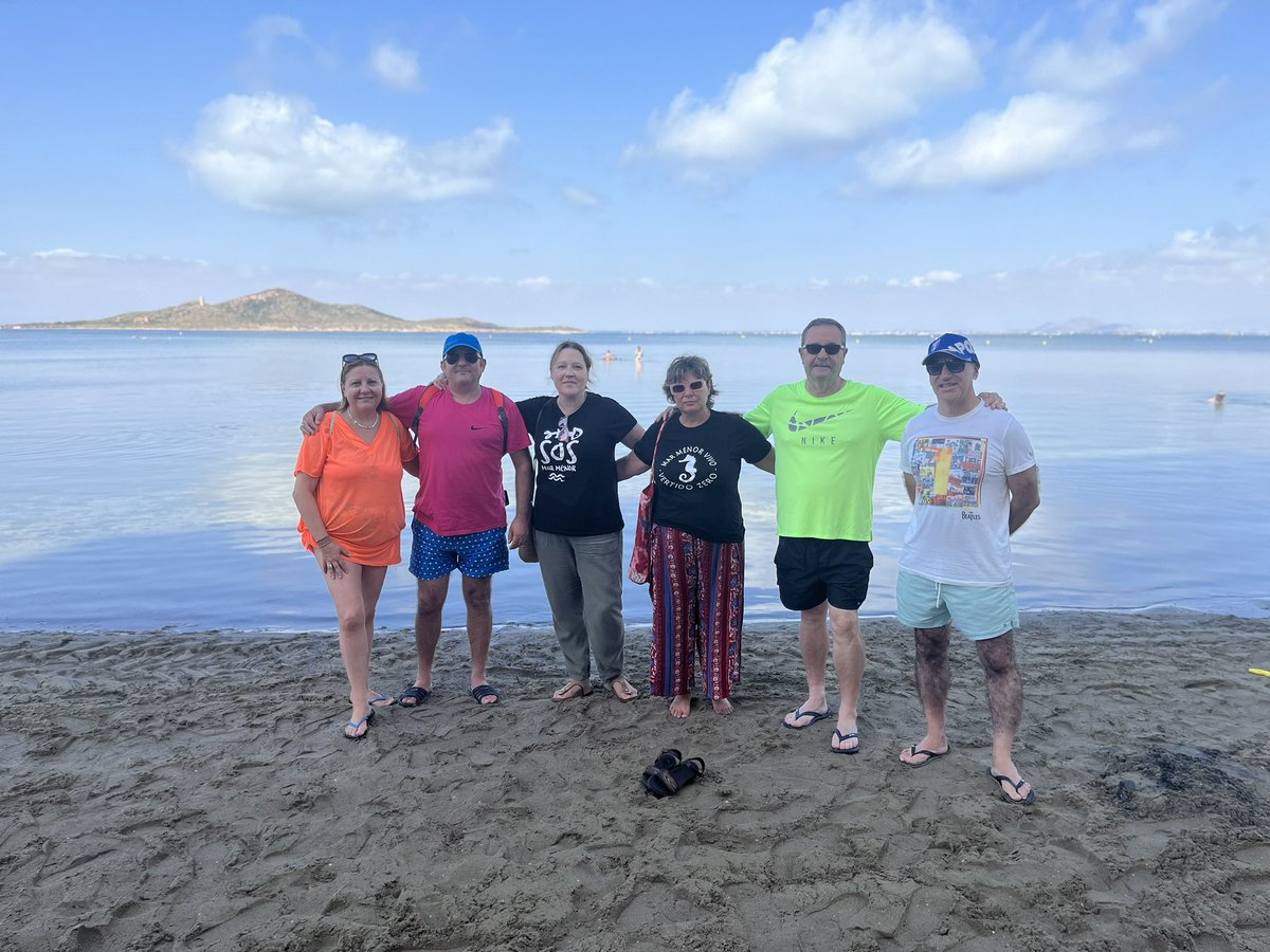 lourdesret's tweet photo. Abrazo 🫂 al Mar Menor, agosto 2023.

Por un Mar vivo, por nuestro Mar Menor !!! 
#MarMenor #SOSMarMenor https://t.co/hOaXduta85